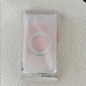 Phone Ring Holder in White. iPhone 17 Pro